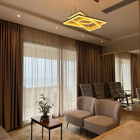 Gloria Palace & Golem (Tirana)