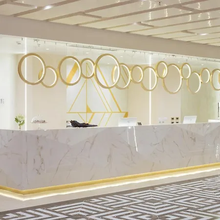 Gloria Palace & 5* Golem (Tirana)