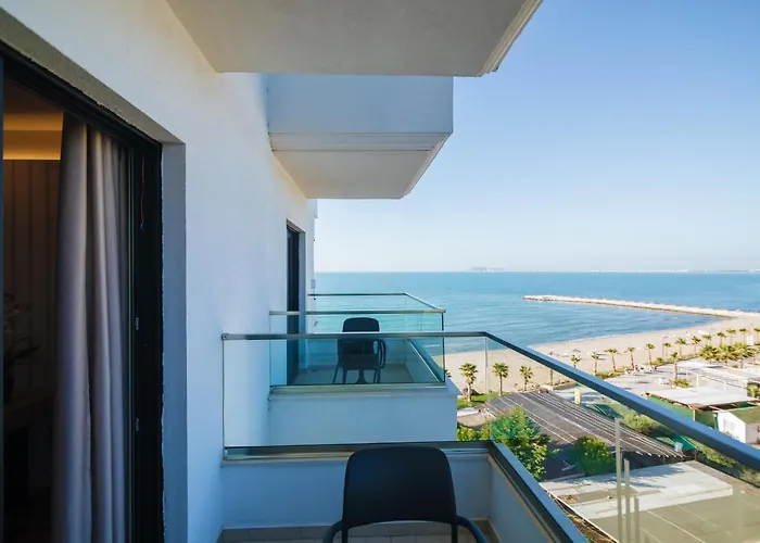 Otel Gloria Palace & Golem (Tirana)