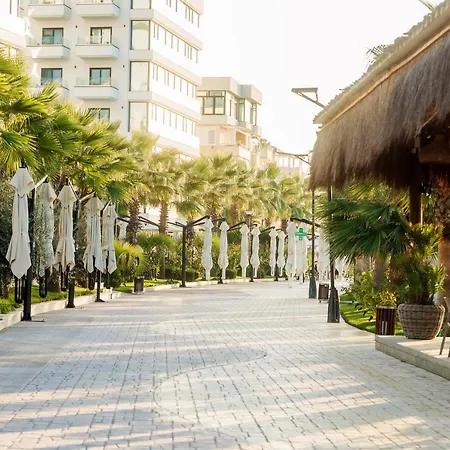 Gloria Palace & 골렘