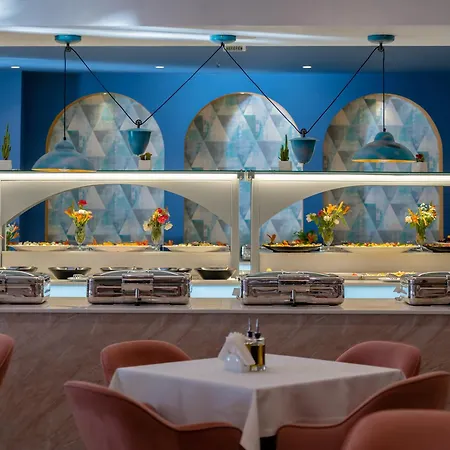 Gloria Palace & Hotel Golem (Tirana)