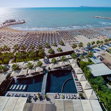 Gloria Palace & 5*