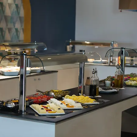 Ξενοδοχείο Gloria Palace & 5*