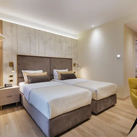 Hotel Gloria Palace & Golem (Tirana)