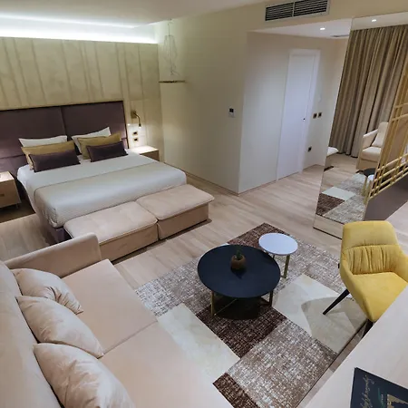 Ξενοδοχείο Gloria Palace & 5*